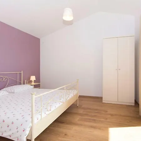 Holiday Martina Tatil Evi Pula